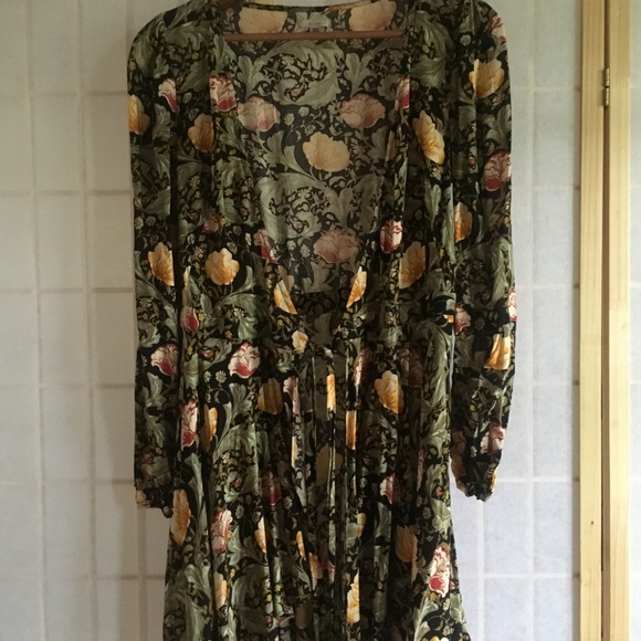 Long Sleeve Mini Dress (Ecoté / Urban Outfitters) - Picture 3 of 4